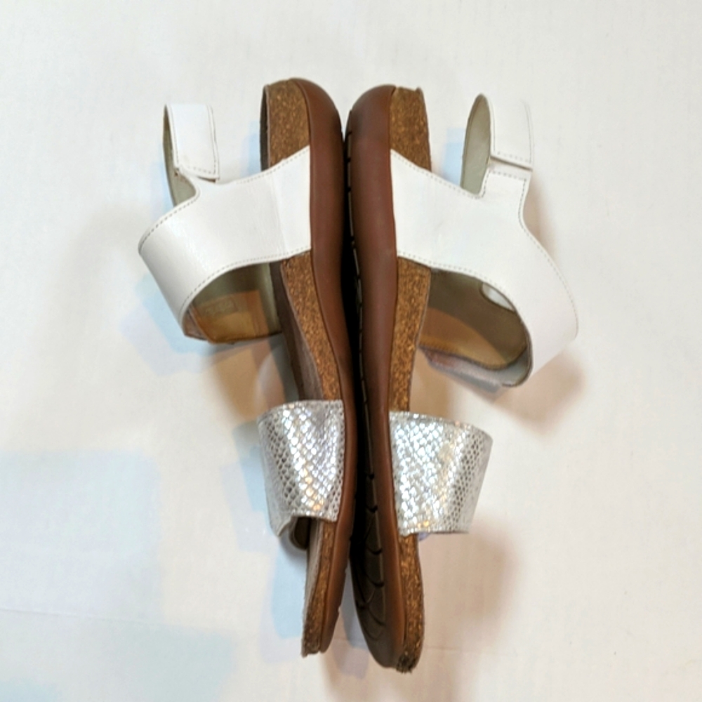 Mephisto, white and silver leather sandals. Sz 12 (Euro 42) - Picture 3 of 9